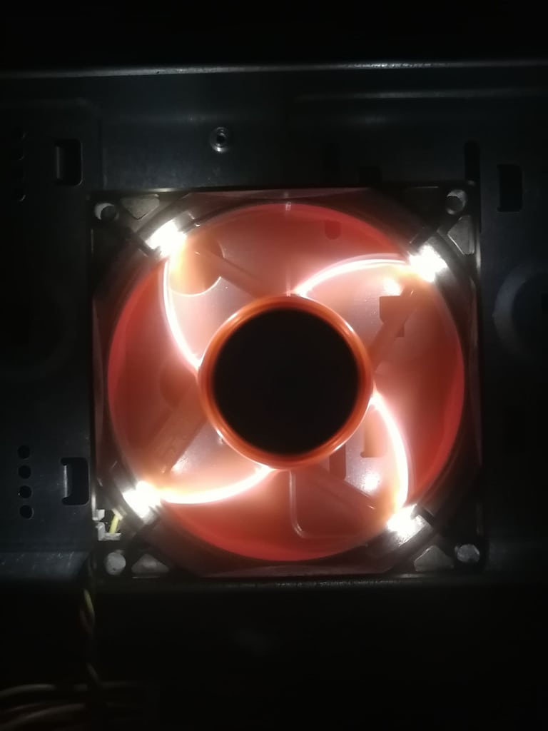 Xigmatek Işıklı Kasa Soğutma Fanı 12V 8x8 Cm - 5
