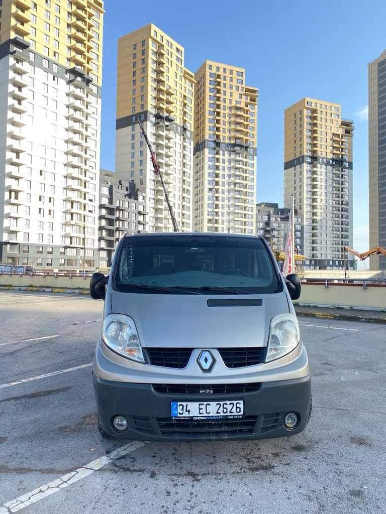 RENAULT TRAFIC 2.0 DCI - 7