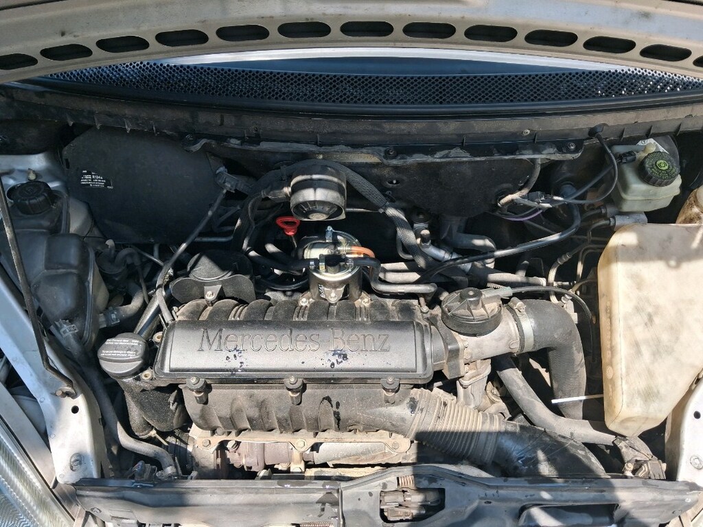 Mercedes - 4