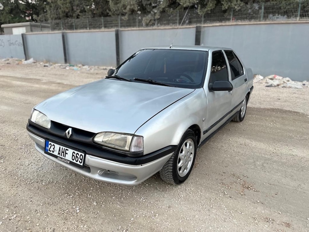 sorunsuz biniciye özel Renault 19 europa - 13