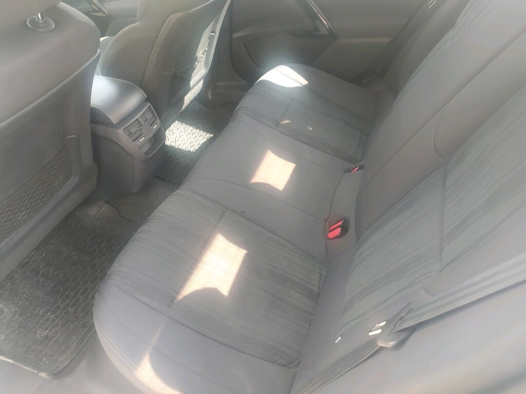 çok keyifli bir araç otomatik vites konforlu ve full bir araç - 11