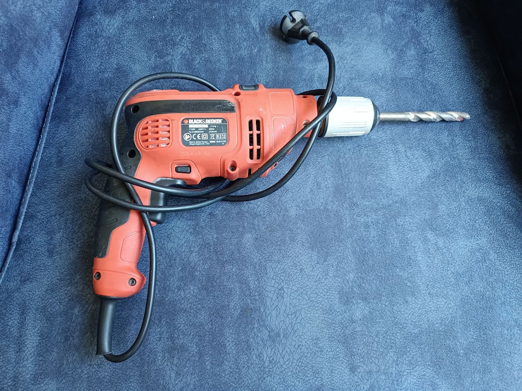 Black+Decker 710 Watt Darbeli Matkap (CD714CREW2) - 3