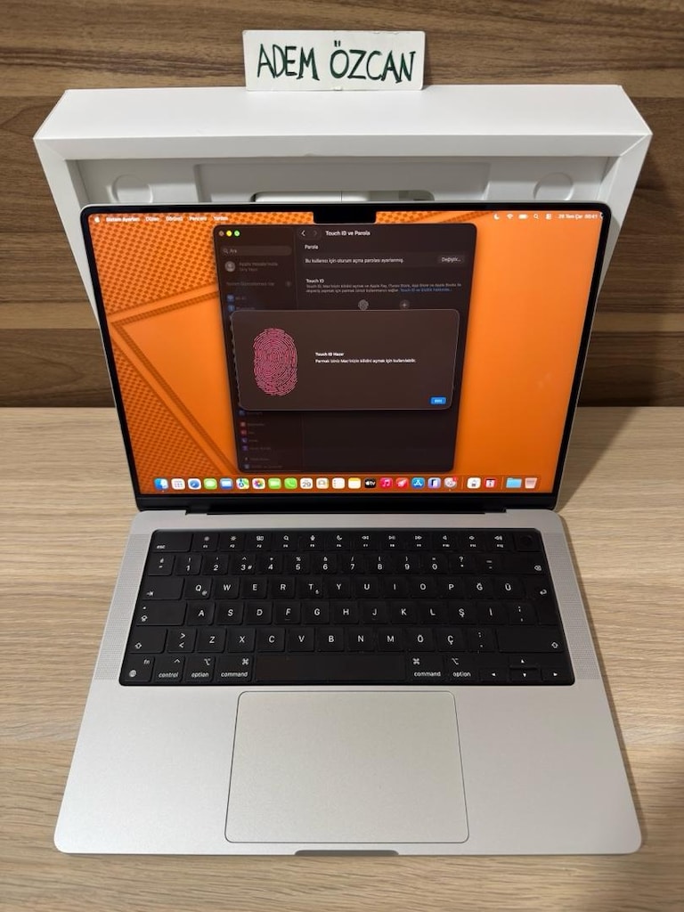 MacBook Pro / M1 Pro / 14 inç / 16 GB Ram / 512 GB Ssd - 4