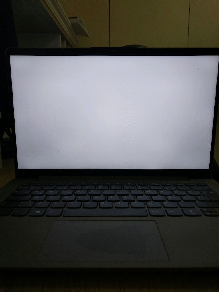 Lenovo Ideapad 5 14ALC05 - 3