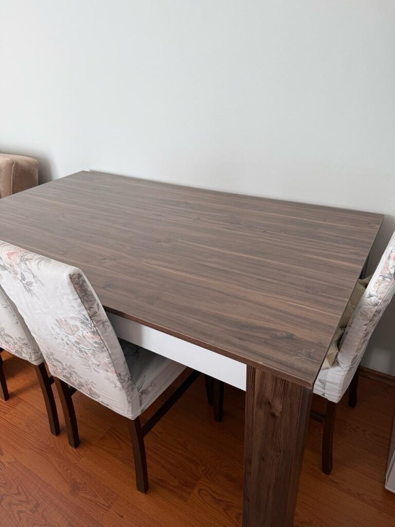 Yemek Masası (4 Kişilik) + 3 Sandalye - Az Kullanılmış