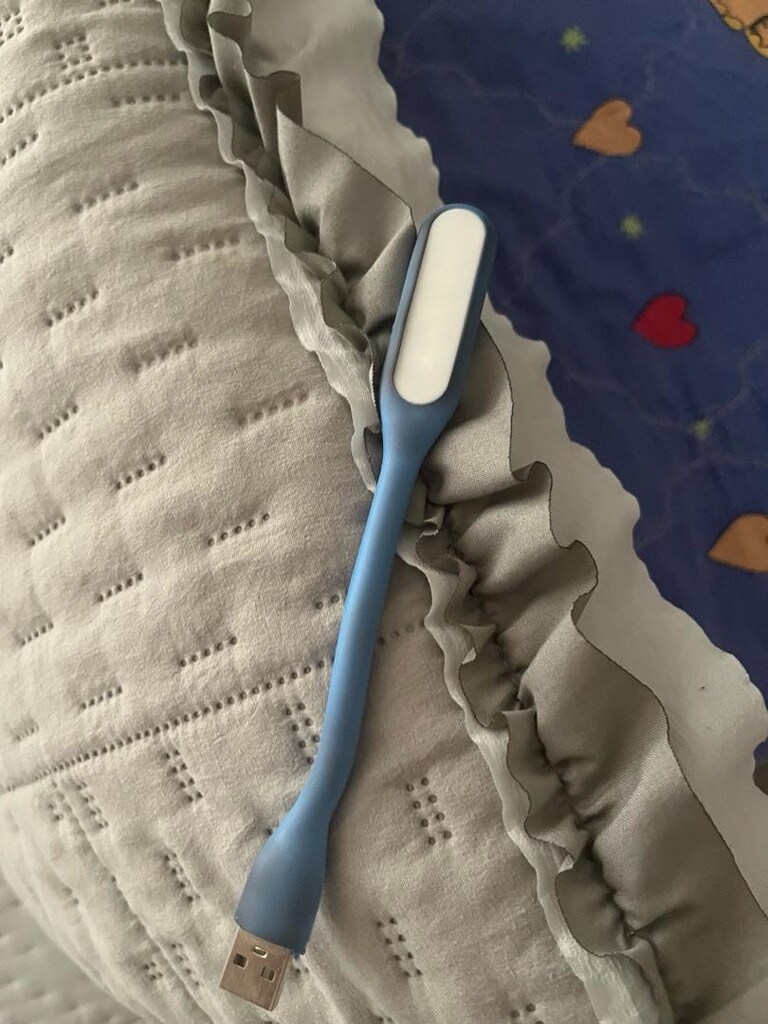 Toplu Teknoloji Aksesuar Seti - Kulaklık + Harddisk Kutusu + USB LED - 3