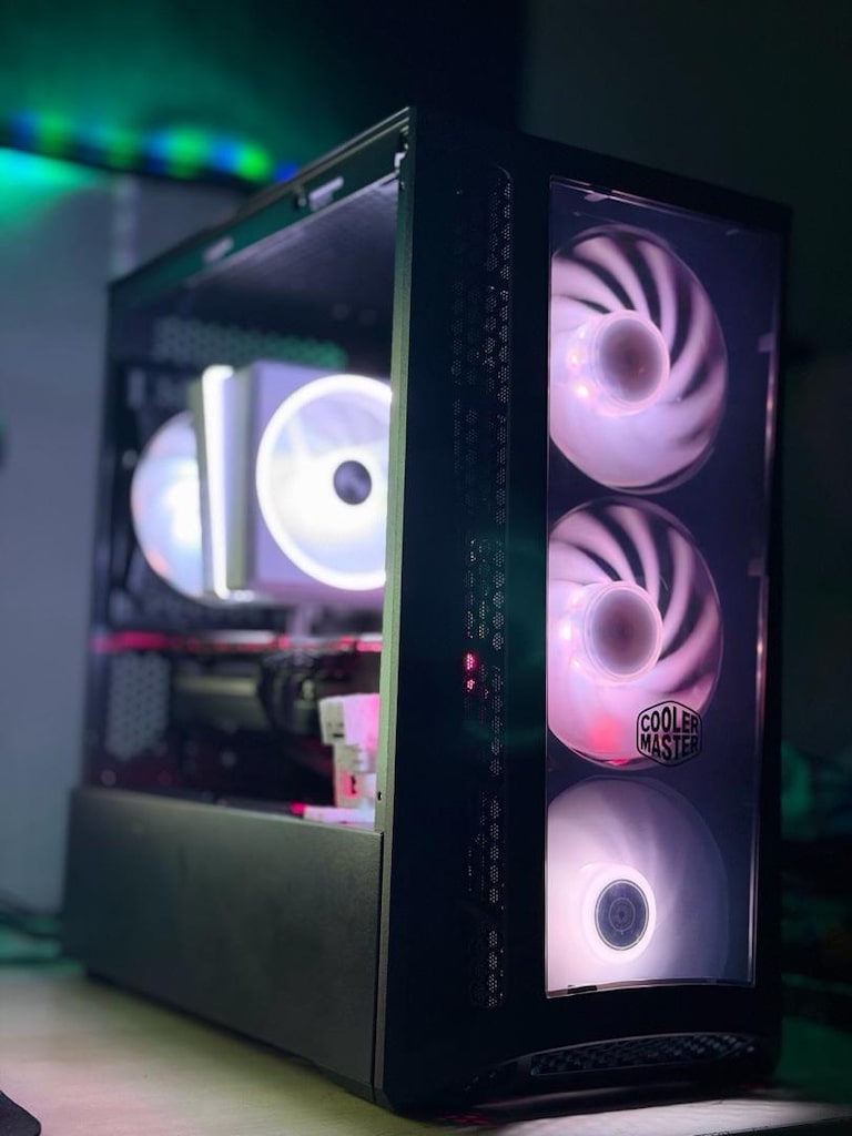 R5 7500F + RX 6700 XT 12GB + 240Hz FULL SET - 8