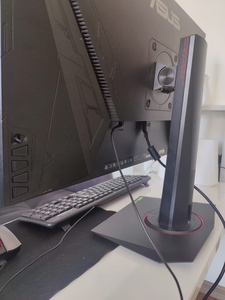 ASUS 27 İNÇ 165 HZ OYUNCU MONİTÖRÜ - 6