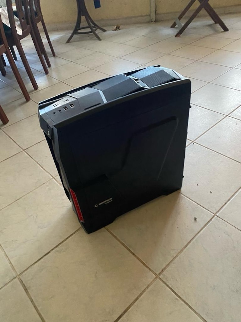 temiz gaming kasa ve monitör - 5