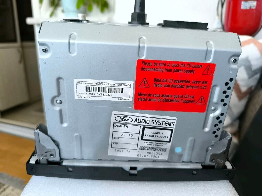 Ford Focus2/ C-Max/ Kuga uyumlu orijinal çıkma SONY teyp- kodlu-temiz - 2