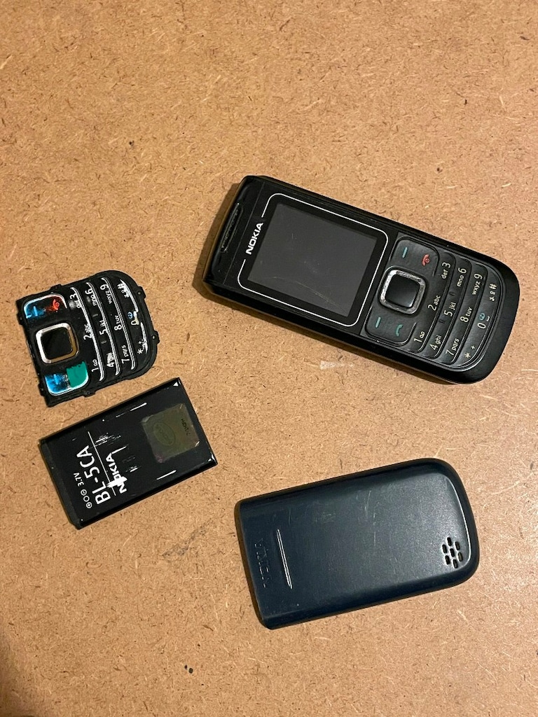 Nokia 1680 Classic Tuşlu Telefon Arızalı - 5