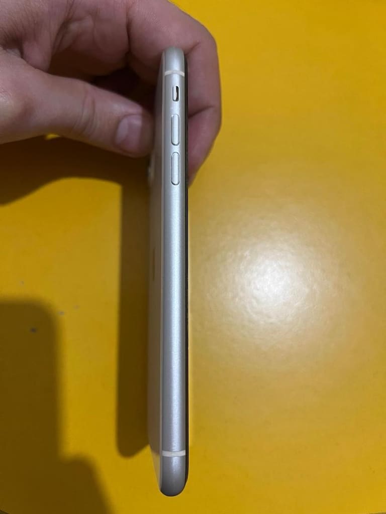 İphone 11 128GB Beyaz TR - 4