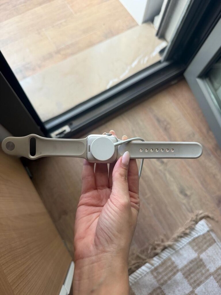 APPLE WATCH - 4