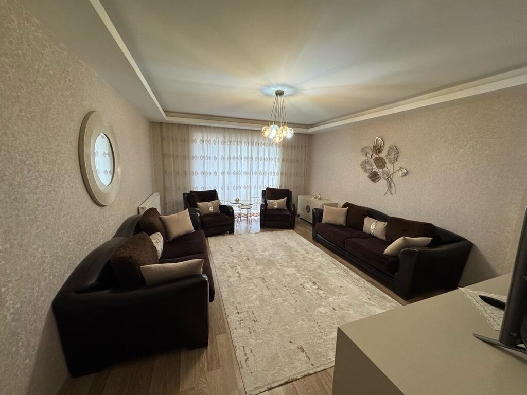 Şık ve Özenle Kullanılmış Komple Salon Takımı | Koltuk Takımı + Konsol - 3
