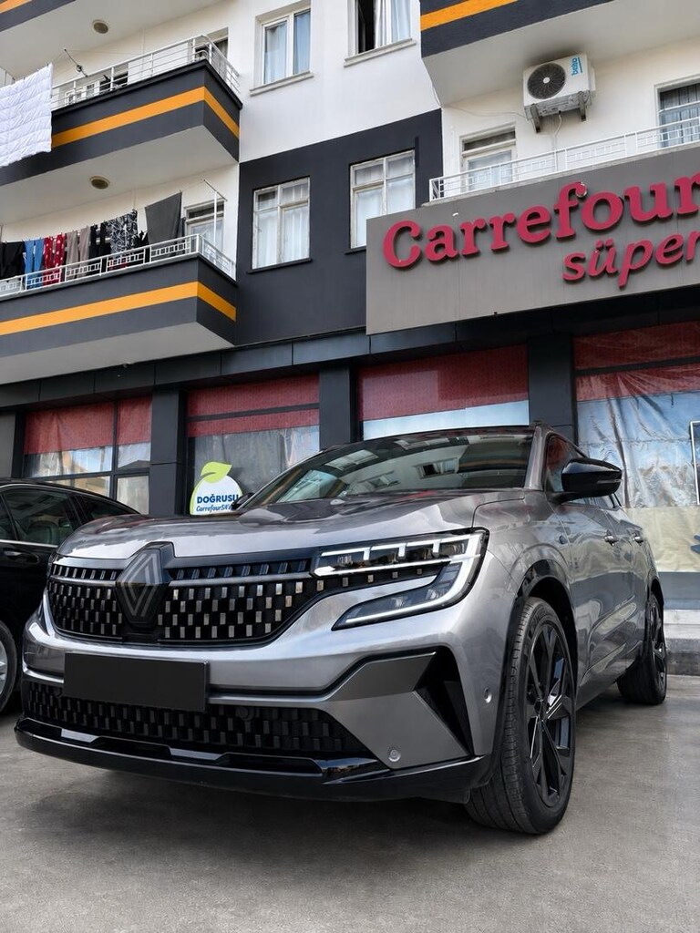 Renault austral techno esprit alphine 2023 model düşük km - 2