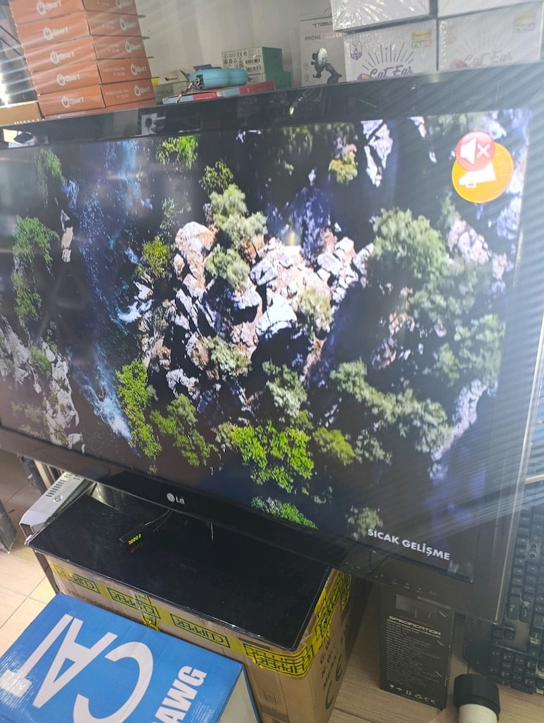 LG 106 ekran LED TV açıklamayı okuyun - 7
