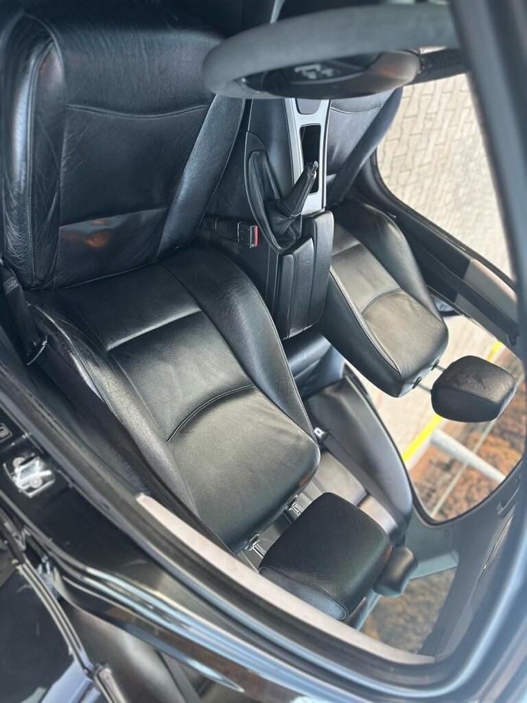 2005 model e90 320i - 7