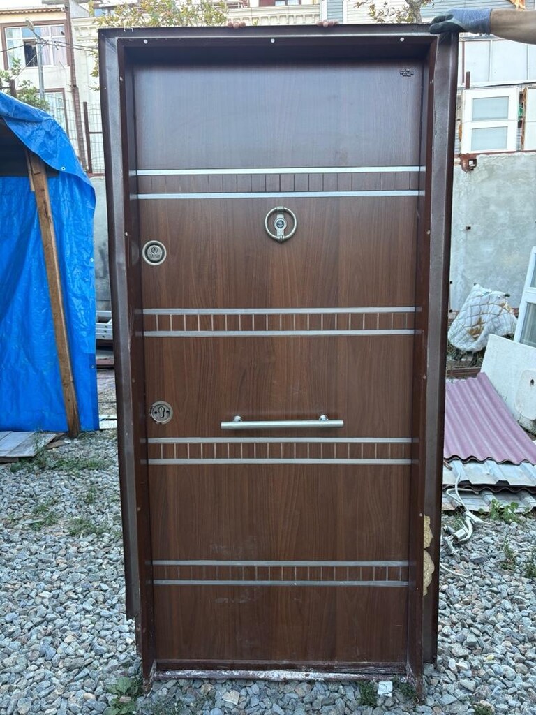 çelik kapı - 2