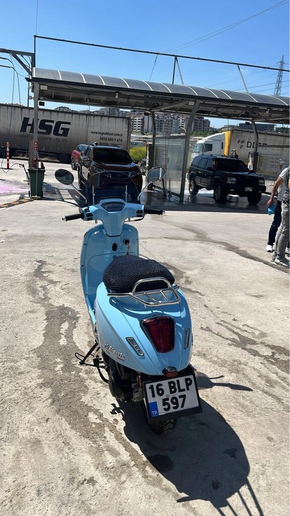 125 CC scoterr - 3