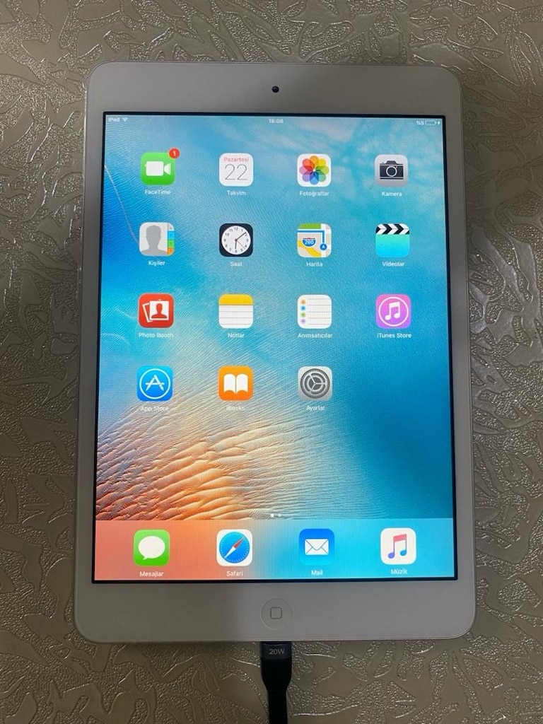 ipad tablet - 3