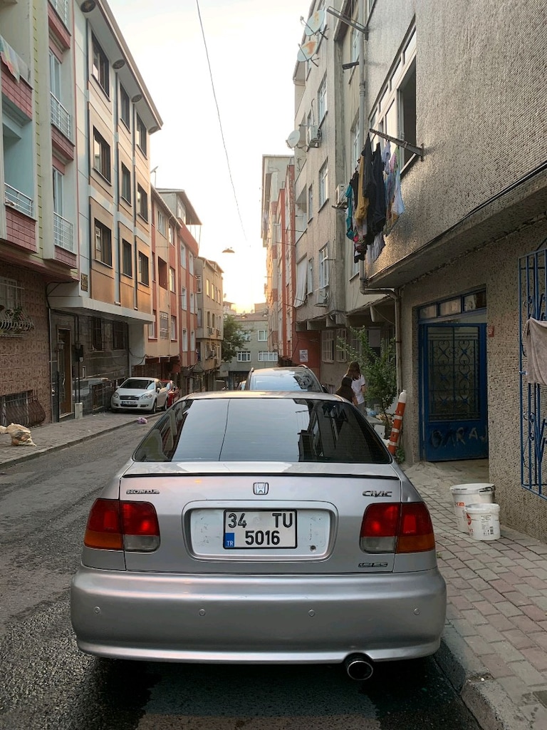 HONDA 1.6 İES GUVENLİK PAKET TÜP YÜZÜ GÖRMEMİŞ TEMİZ ARAÇ - 2