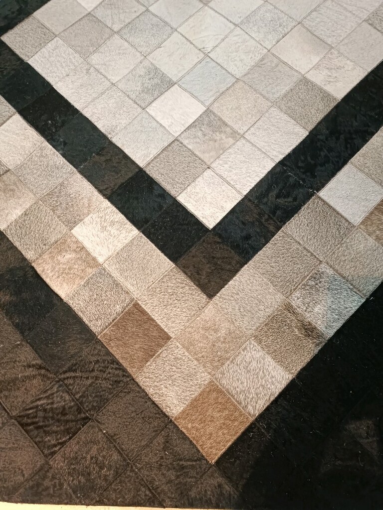 ORJİNAL DANA DERİSİ PATCHWORK HALI - 2