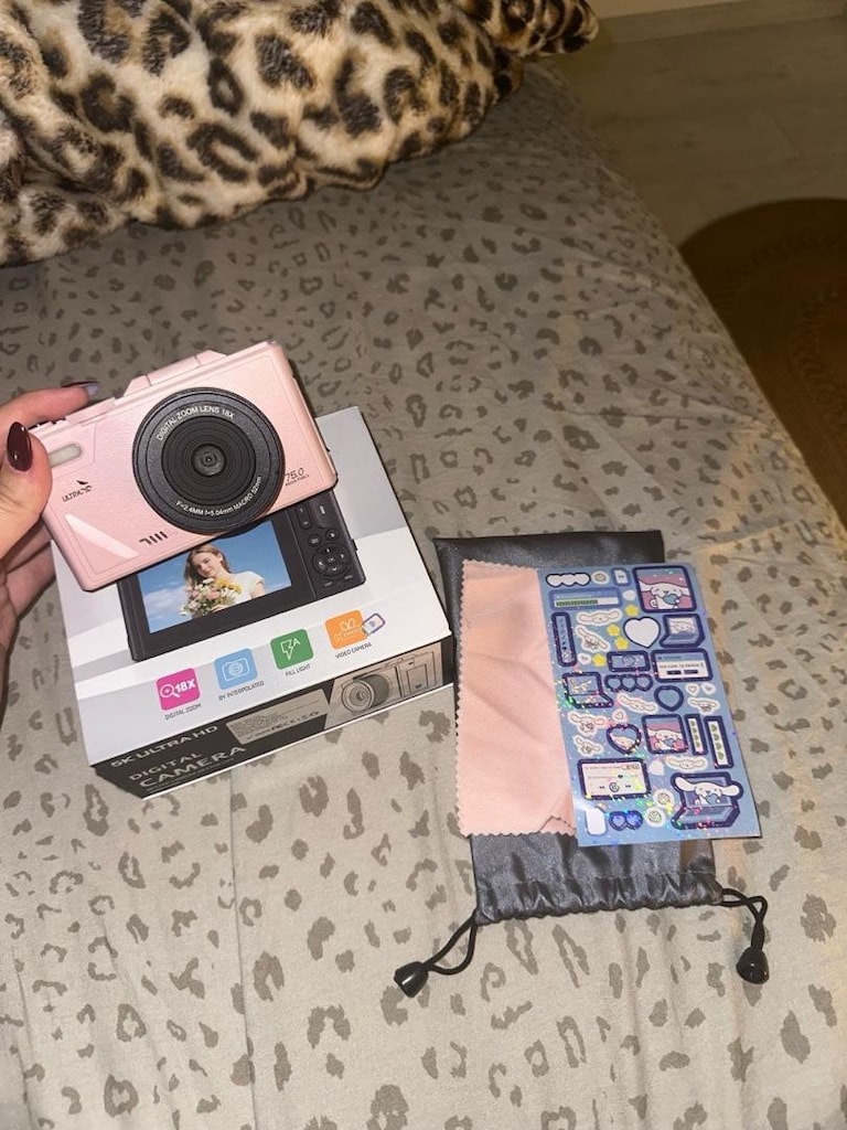 Retro pembe kamera - 10