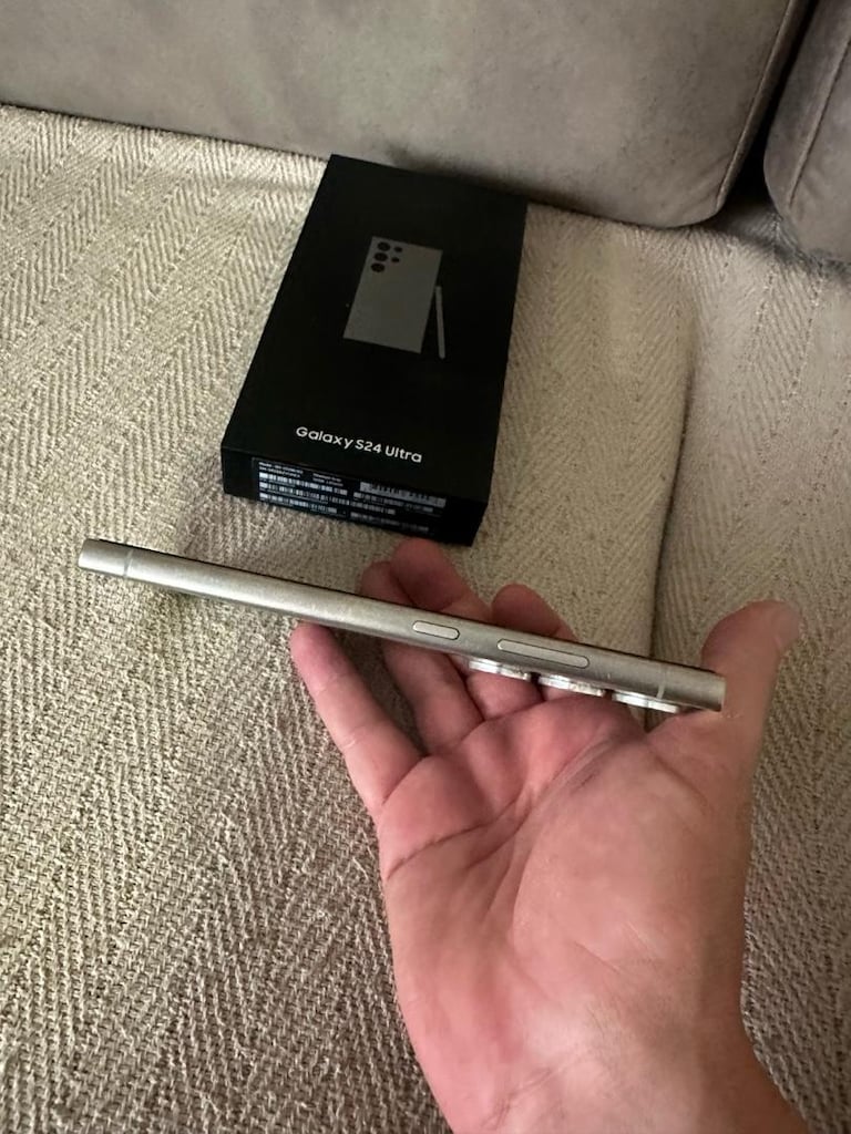 SAMSUNG S24 ULTRA 256 GB 12 GB RAM - 3