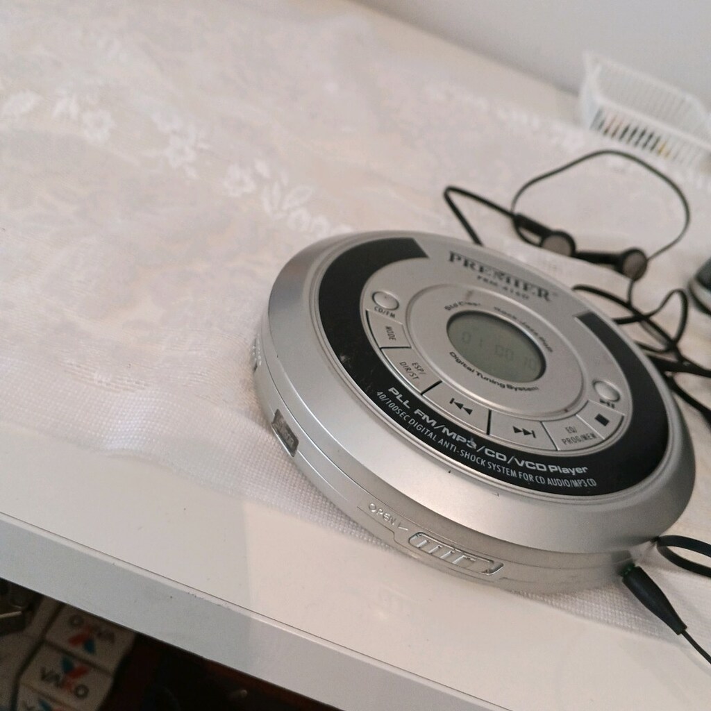 CD RADYO ÇALAR PREMİER - 5