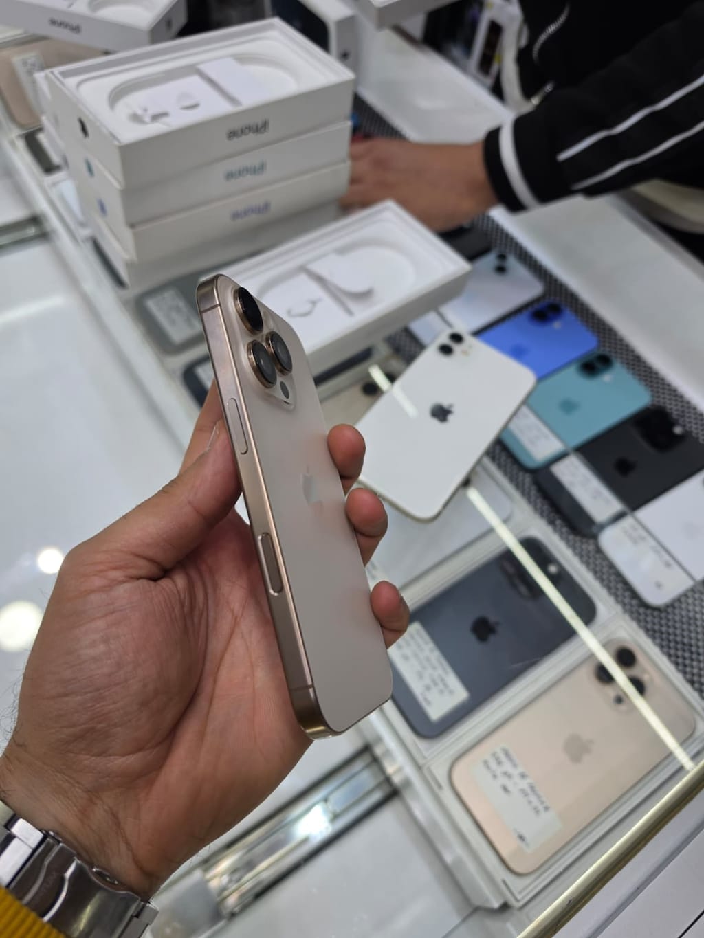 İPHONE 16 PRO 256 GB ÇÖL 12 AY ÖDEME PERİYODU İLE - 2