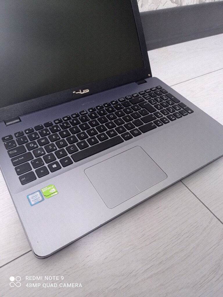 Dizüstü Bilgisayar Asus - 4