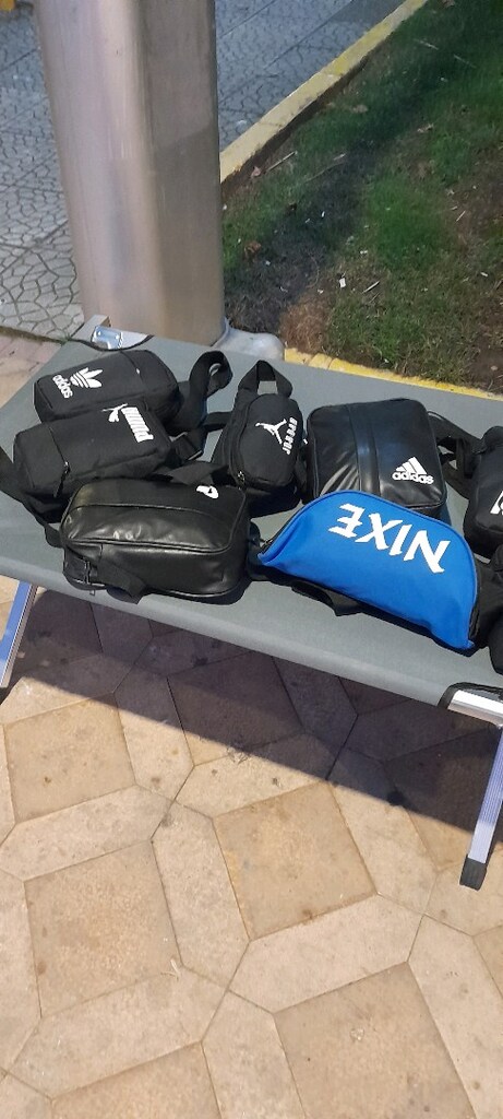 Nike adidas şehir sitiline uygun şık çantaları - 5