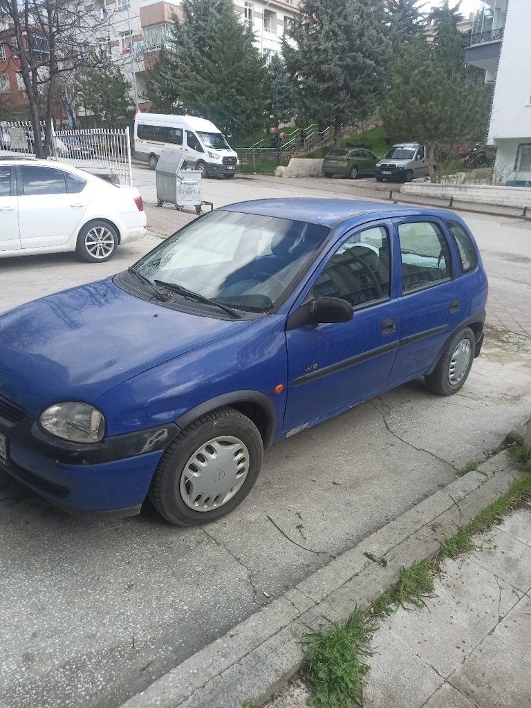 Opel Corsa - 11