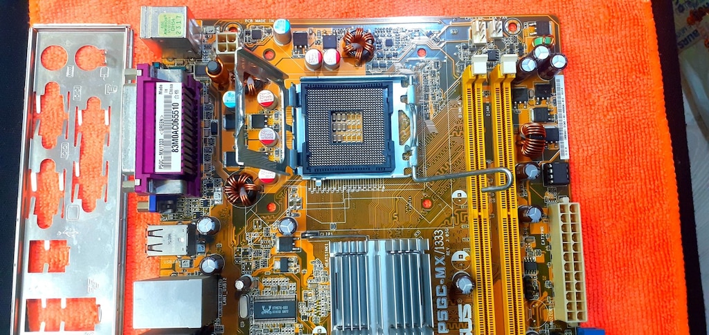ASUS P5GC-MX-1333 775 Pin+İşlemci Beraber Anakart - 7