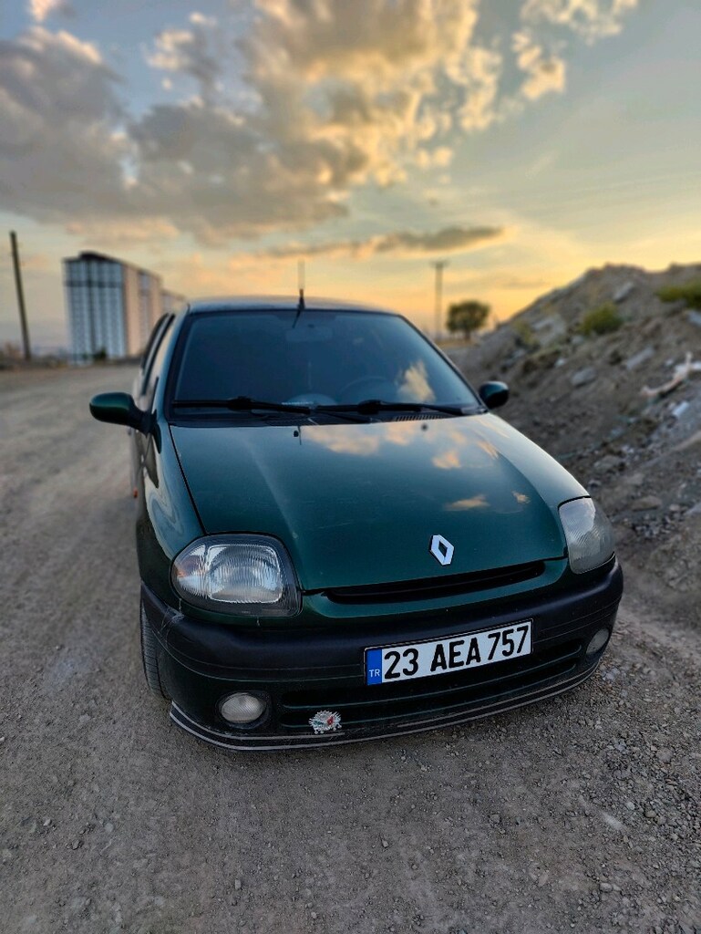 Renault Clio 2 hb - 3