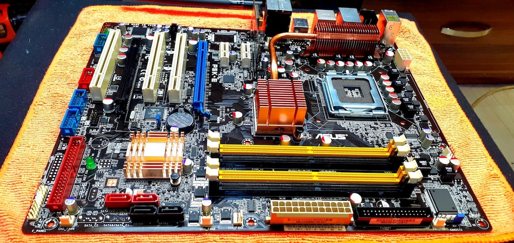Asus P5K-E WIFI-AP 775 Socket SIFIR GiBi Eksiksiz Anakart-2 - 3
