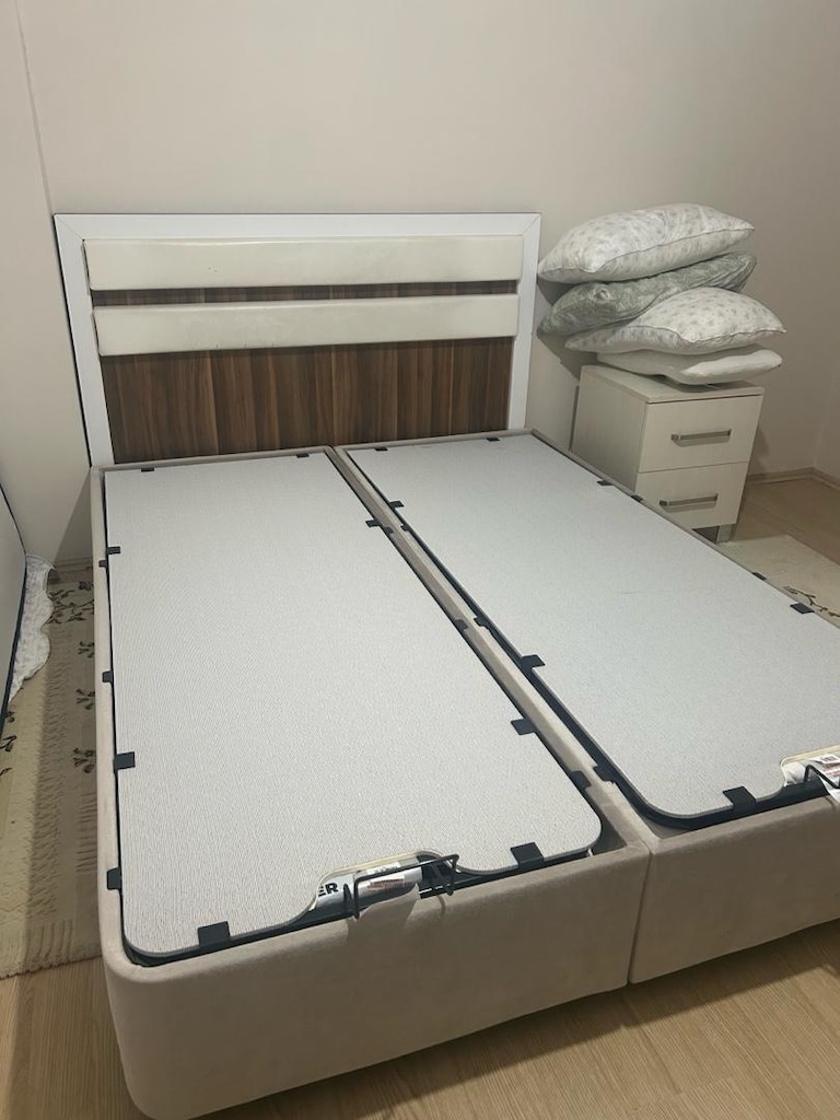 çift kişilik baza başlık ve 3 kapaklı gardırop - 7