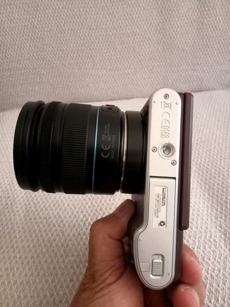 Samsung NX3000 Fotoğraf Makinesi - 8