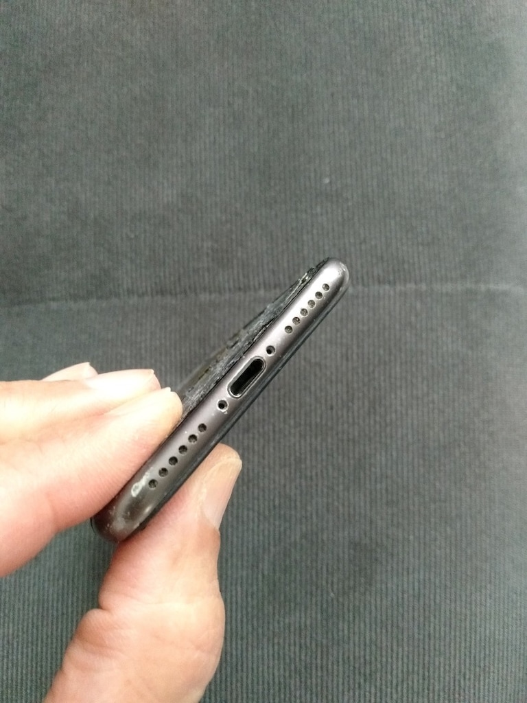 İPHONE 8 ,,TEPKİ YOK ,,PARÇA ,,,YD - 6