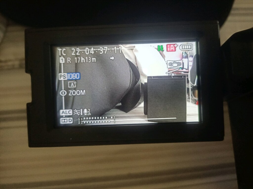 Panasonic AG-AC8 Omuz Kamerası Seti (Temiz, Aksesuarlı) - 6
