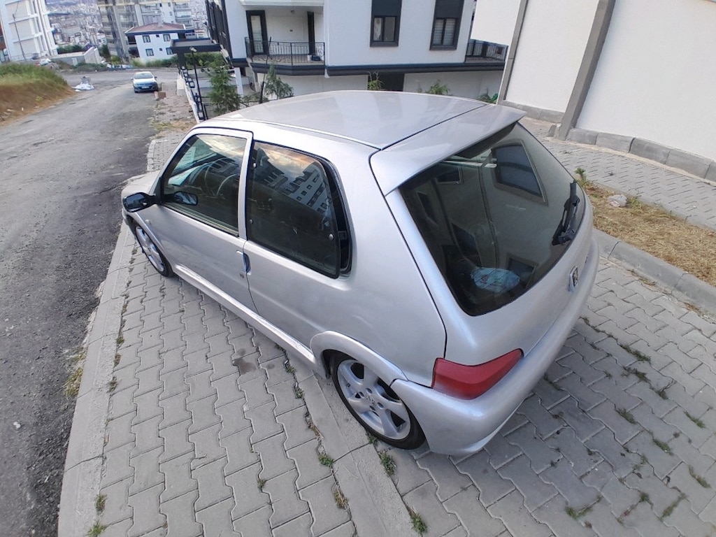1.6 XS - 11