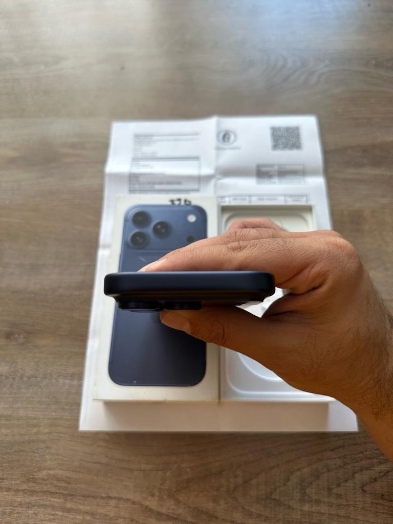 iPhone 17 pro yurtiçi kutulu faturalı 22.5 ay garantili devir 17 - 7