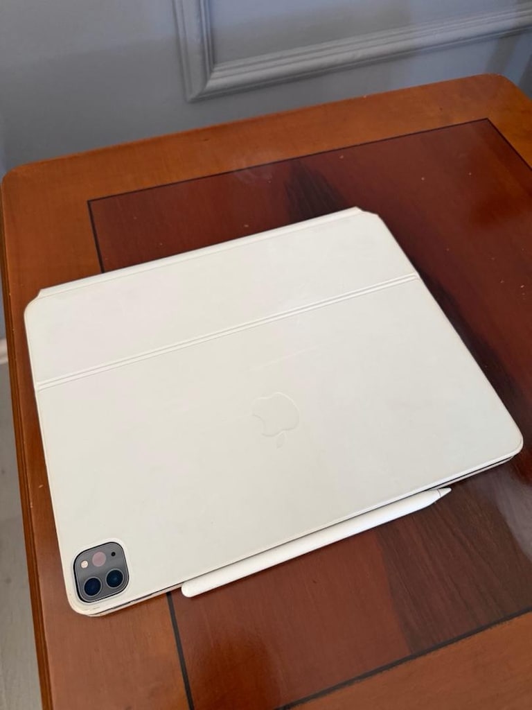 öğrenciden satılık ipad pro m2 + magic keyboard + apple pencil - 2