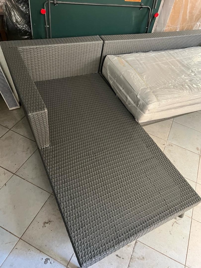 ÇOK TEMİZ IKEA MARKA SUYA DAYANIKLI KÖŞELİ BAHÇE TAKIMI - 5
