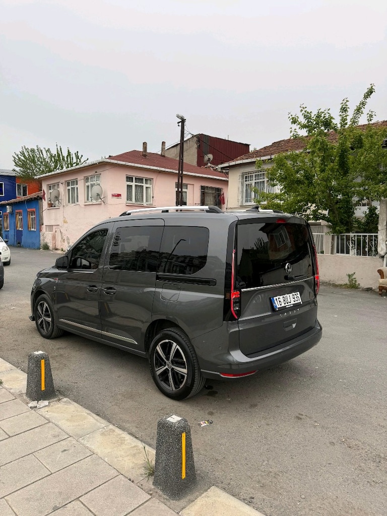 2024 VW Caddy Style Cam Tavanlı | Füme | 54.000 KM | Hatasız Boyasız - 9