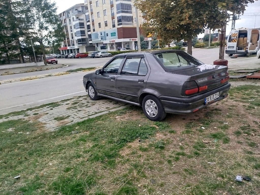 acil ihtiyaçtan satılık cam gibi Renault 19 EUROPA 1.6 2000 model - 3