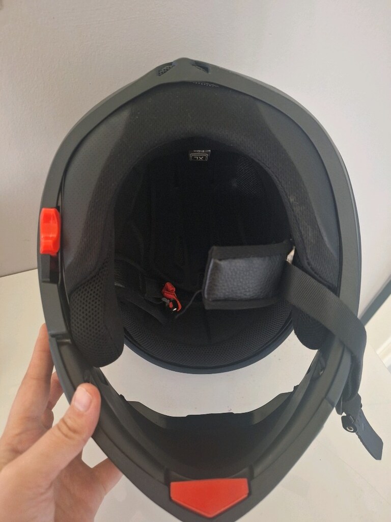 Çeneden açılır kask - 2