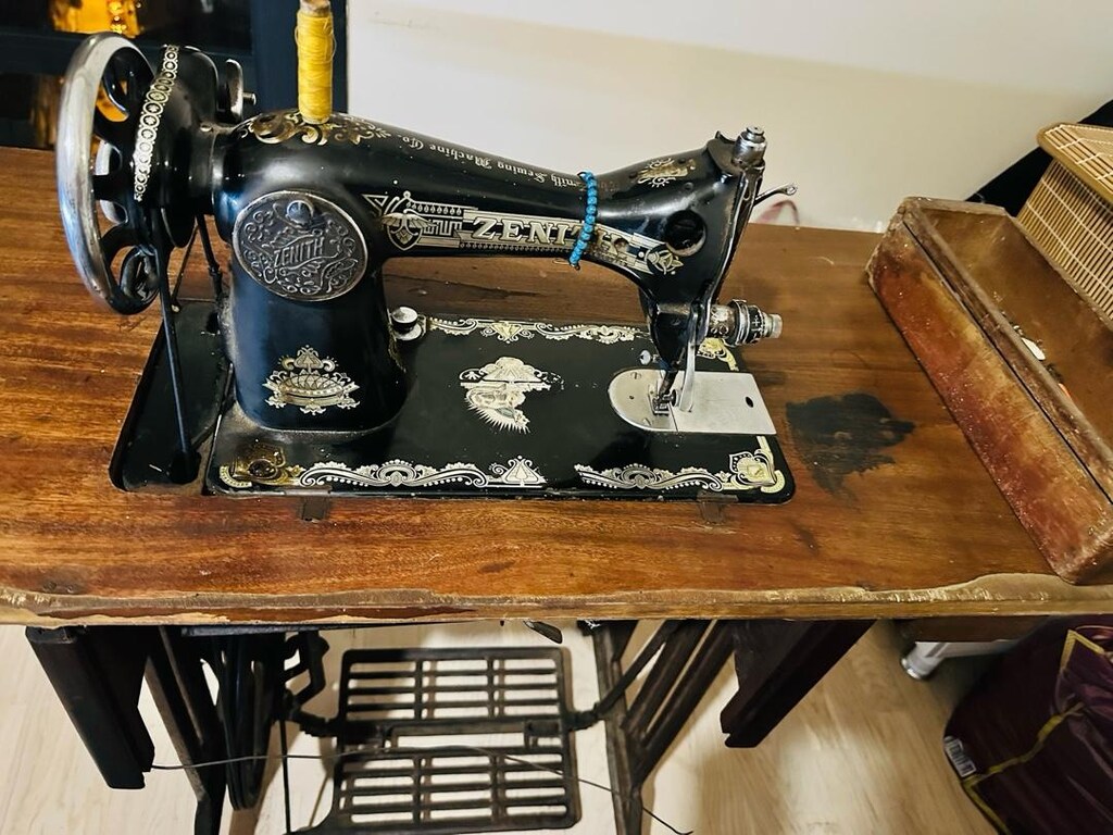 ANTİKA ZENITH DİKİŞ MAKİNASI (Magaza vitrinine konulabilinir) - 5