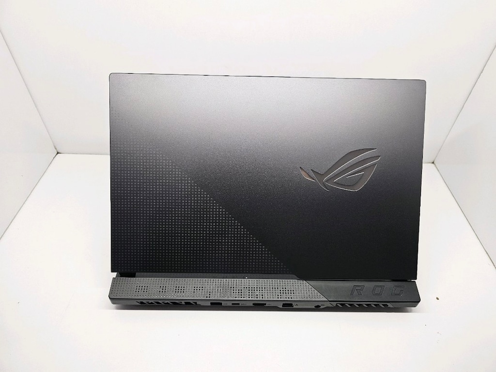 Asus Rog Strix Gaming Laptop RTX3050 - 6