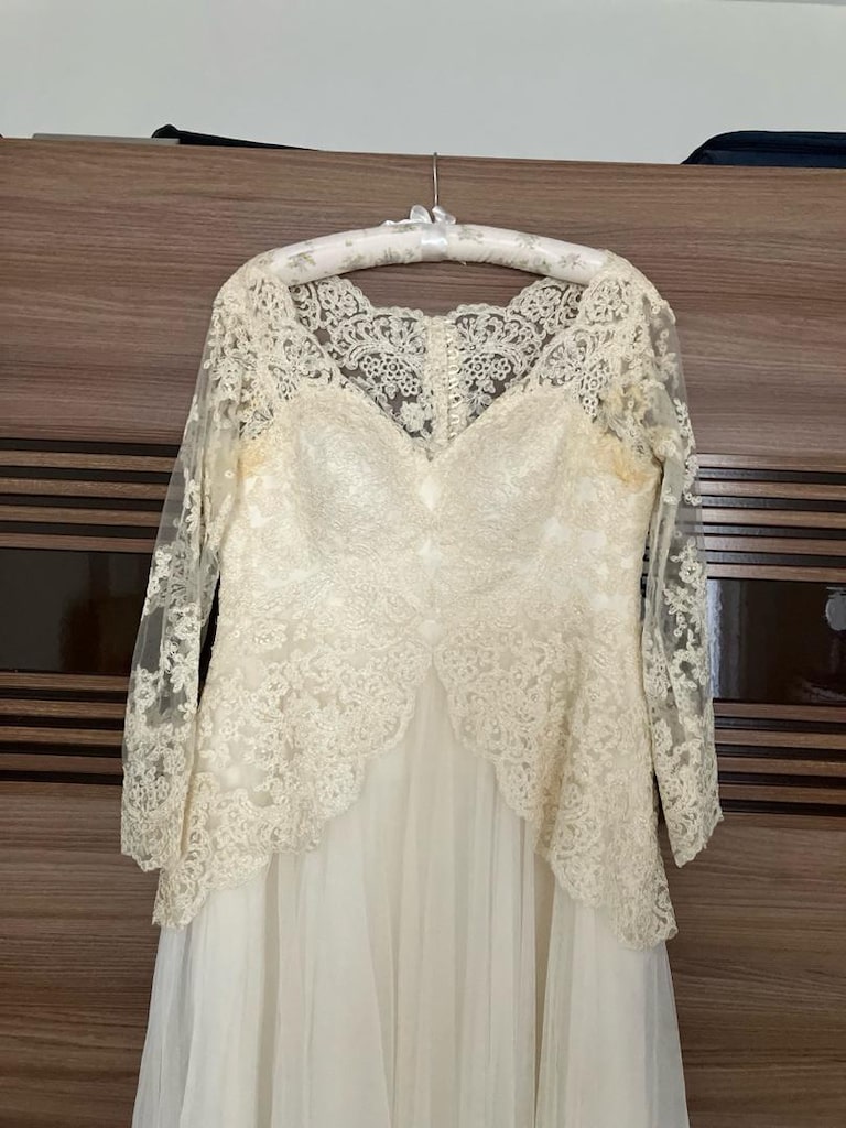 Beyaz Dantelli Gelinlik - 4